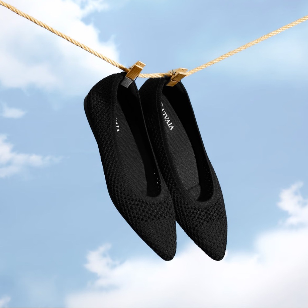 Vivaia Pointed-Toe Breathable Black Mesh Ballet Flats Aria Size 37
